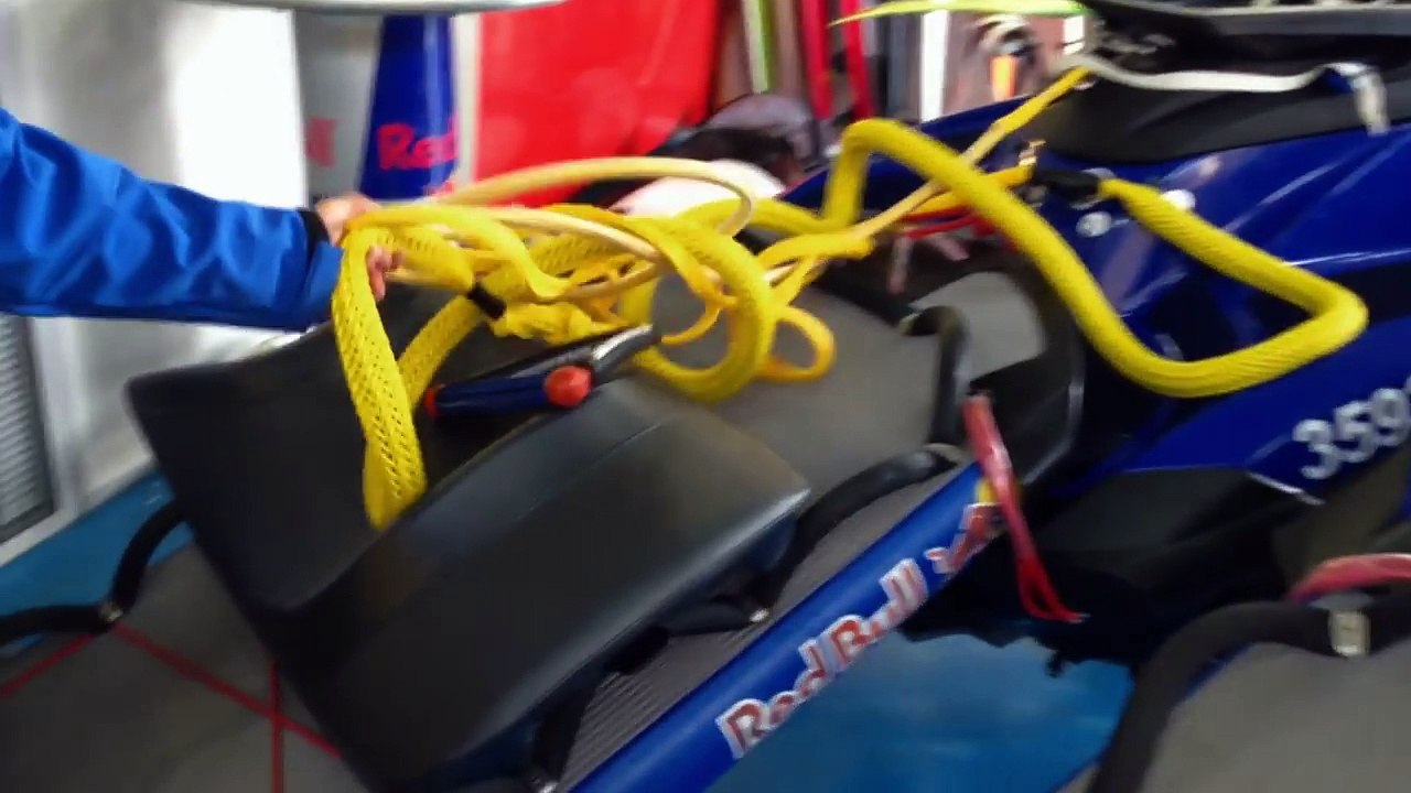 Big Wave Tow-In Guide | 'Maya Gabeira: Return to Nazaré'