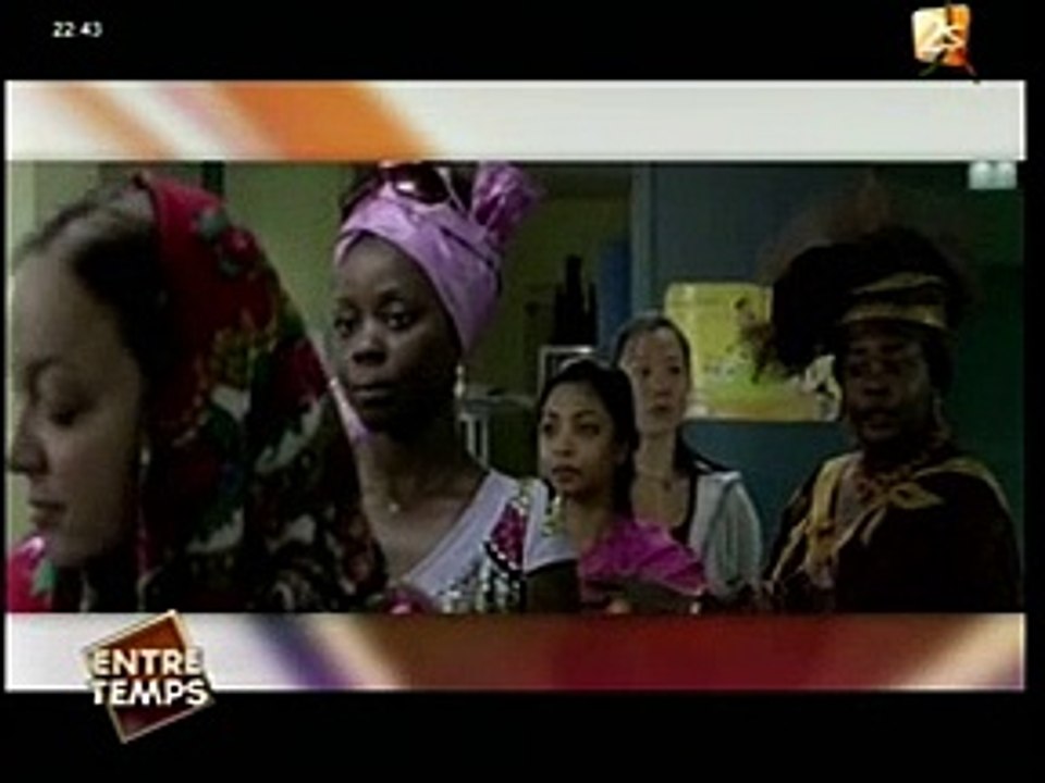 Extrait  film de Mère Dial qui passe sur la télévision française France 2