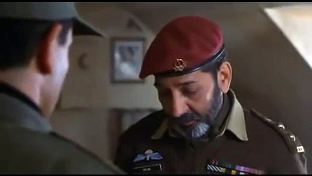 Pakistani Army Soldiers Giving Awake Up call to Indian Army at early morning