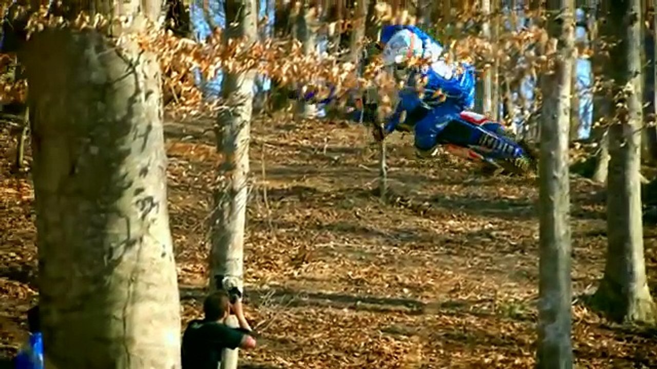 People are awesome - Motor Bike Stunts-Motor Bike Wheeling-(moto-x)