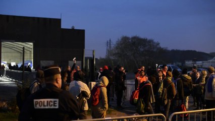 Jungle de Calais: Retour sur la première journée d'évacuation