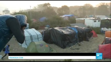 Démantèlement de la Jungle de Calais : le relogement des migrants divise l'opinion publique