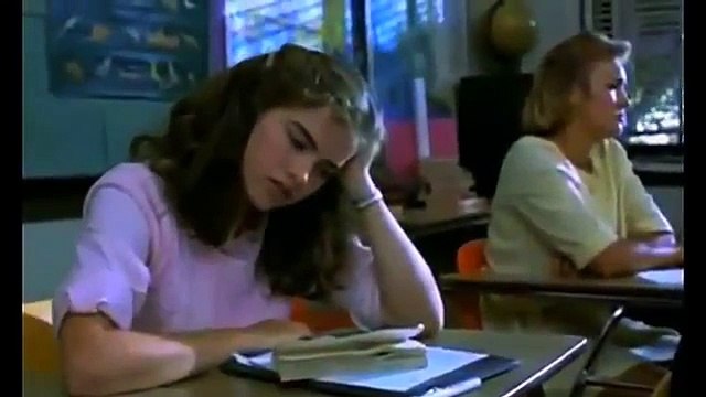 Freddy : les griffes de la nuit - bande annonce vf