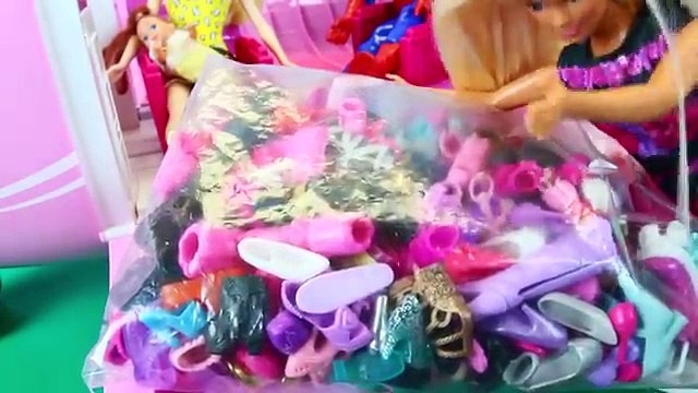 BARBIE AIRPLANE! Frozen Elsa, Barbie Baby & Spiderman Fly Barbies New Glamour Jet Funny Doll Parody