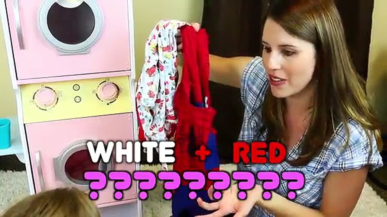 KidKraft Laundry Playset Family Washing Clothes, Fun Costumes & McDonalds Dress Up by DisneyCarToys