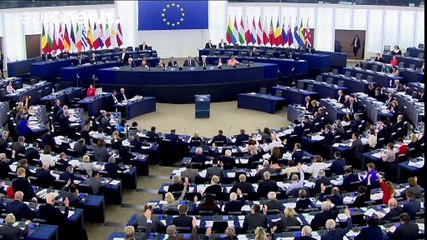 Parlamento Europeu levanta imunidade de Jean-Marie Le Pen