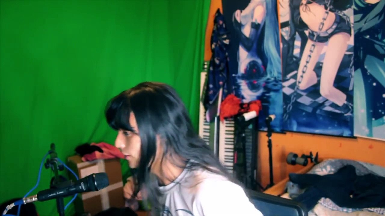 EDDY MALOU CHANTE - Tai Reflections