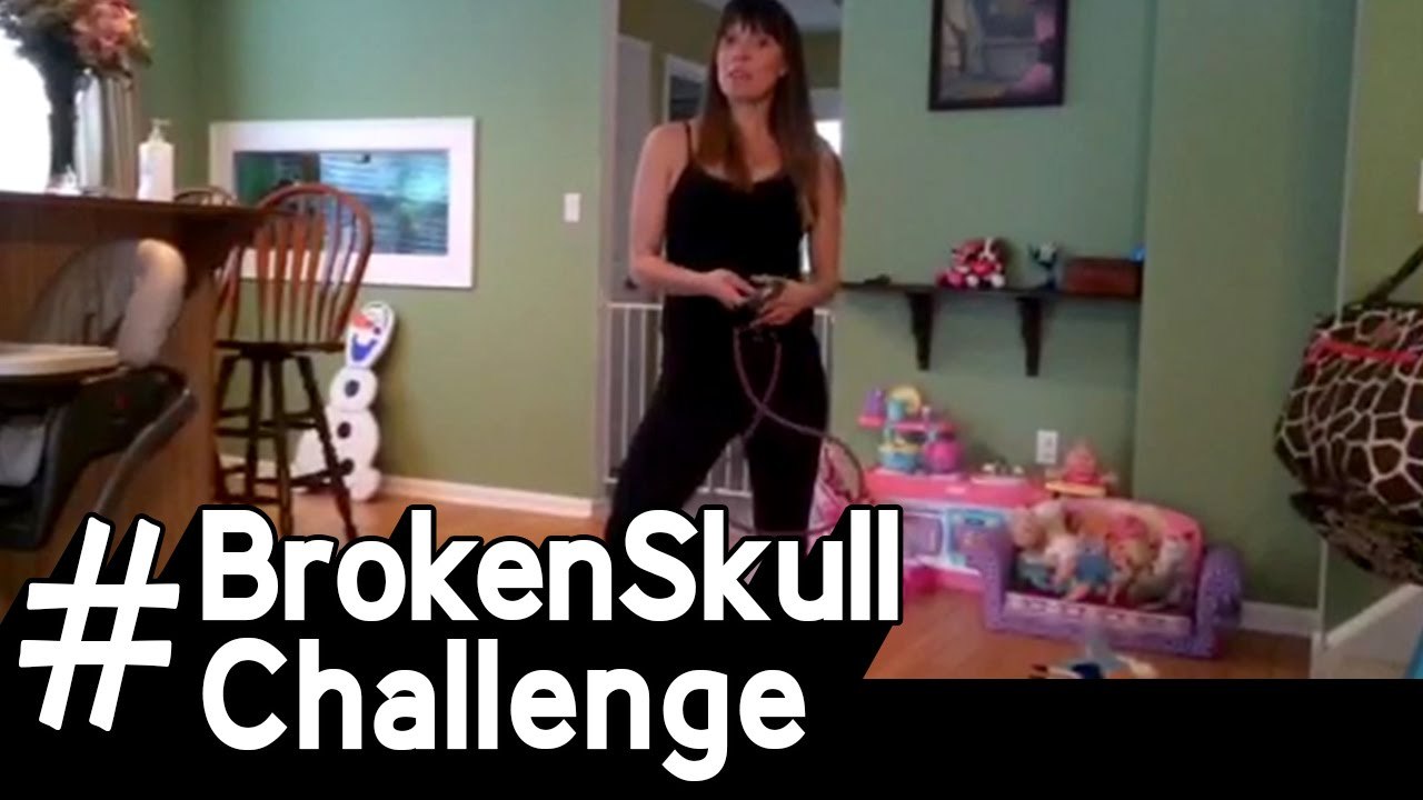 Steve Austin's #BrokenSkullChallenge - Gena's Workout Tip | BEYONDreality