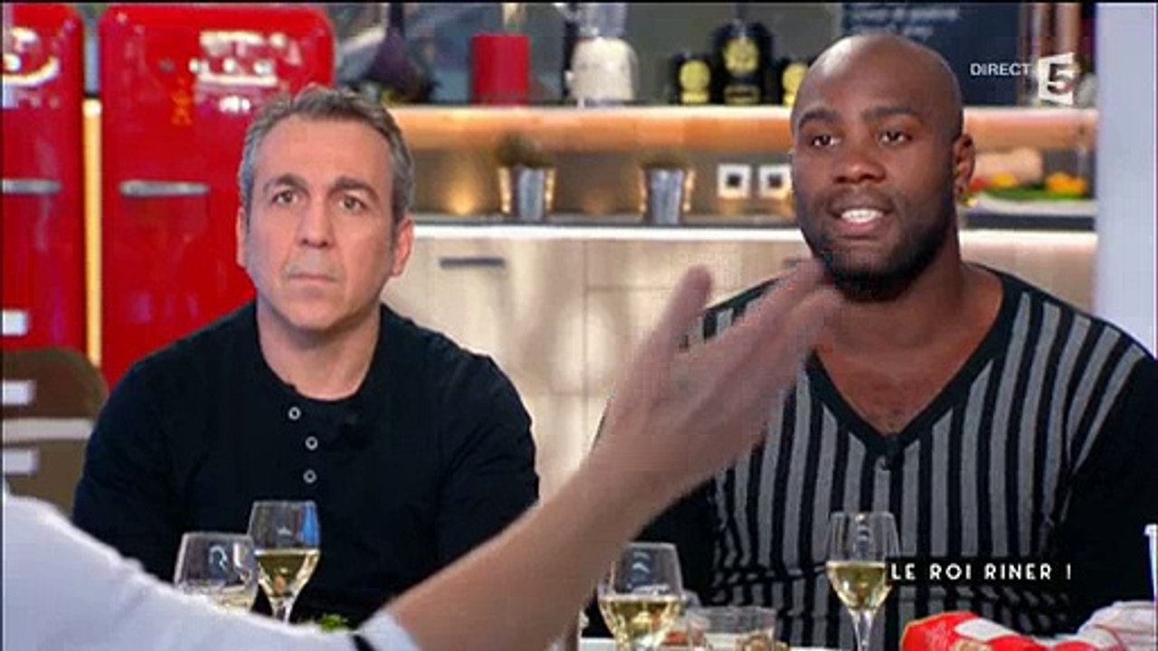 "C à vous sur France 5" interrompu ce soir en direct par des manifestants venus perturber l'émission