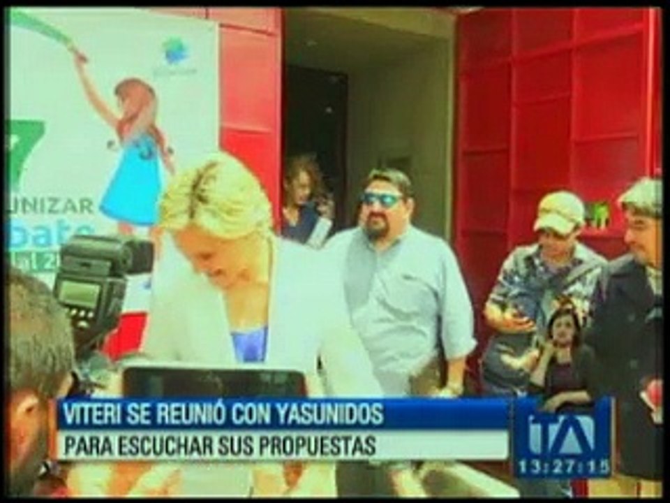 Cynthia Viteri se reunió con Yasunidos para escuchar sus propuestas