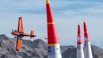 High Winds at Las Vegas Motor Speedway for Season Closer | Red Bull Air Race 2016