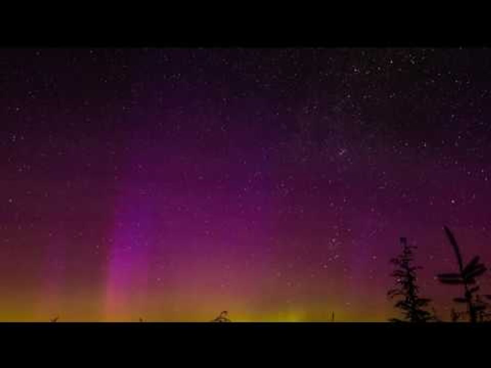 Aurora Borealis - June 23, 2015 - Time Lapse