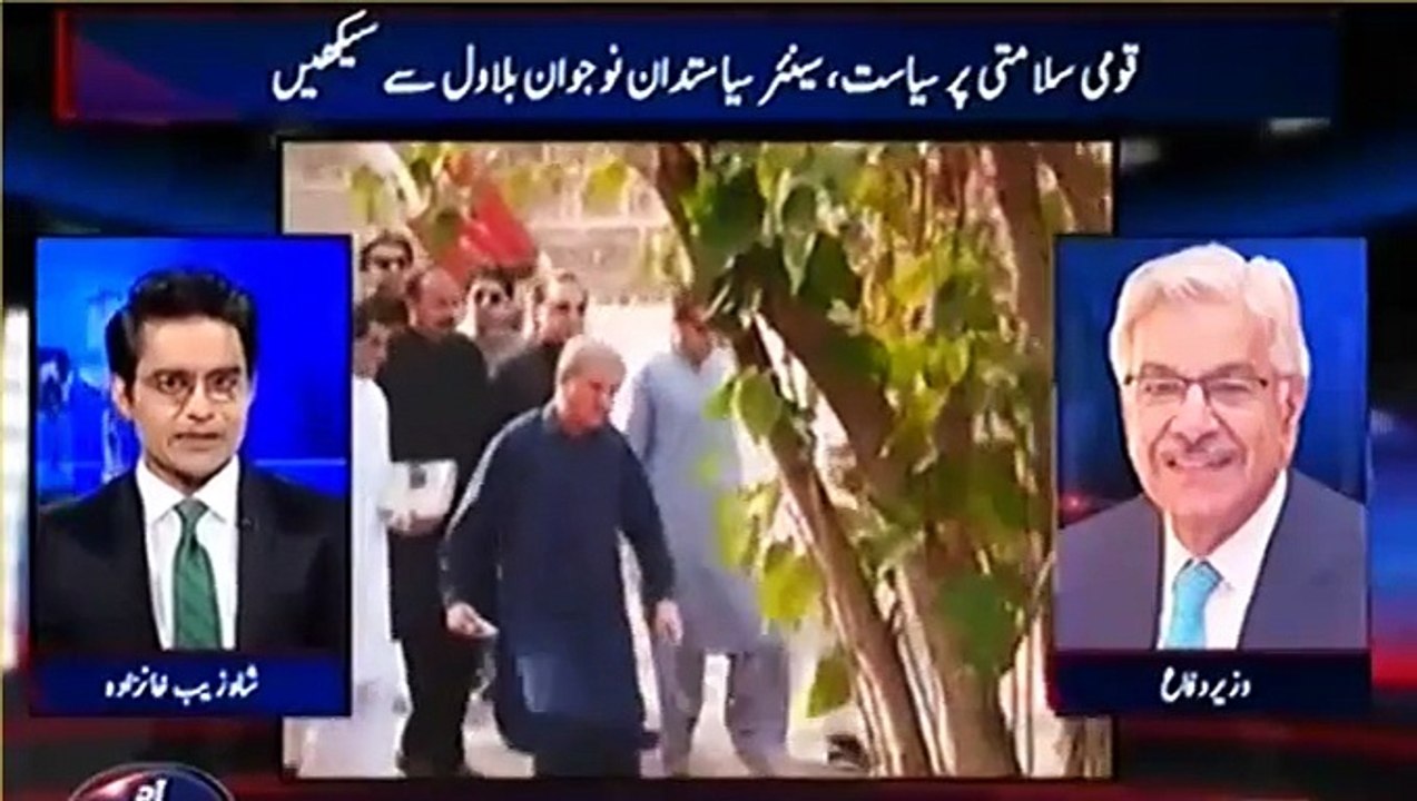 Shahzeb Khanzada Grills Khawaja Asif on Live TV for Tweeting Against Imran Khan in an Immature Way