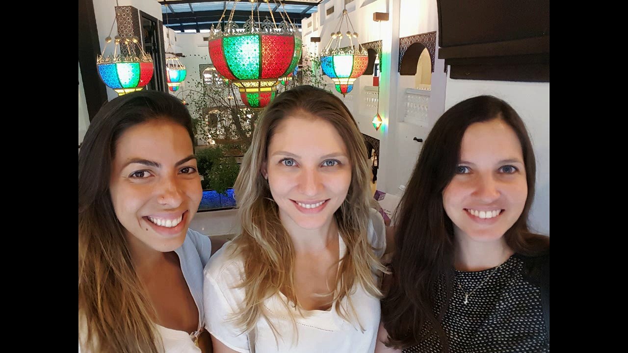 Mary e Nanda em Doha - Agosto 2016