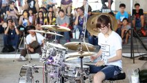 Korean Girl Entertains and Plays Drums like a Pro