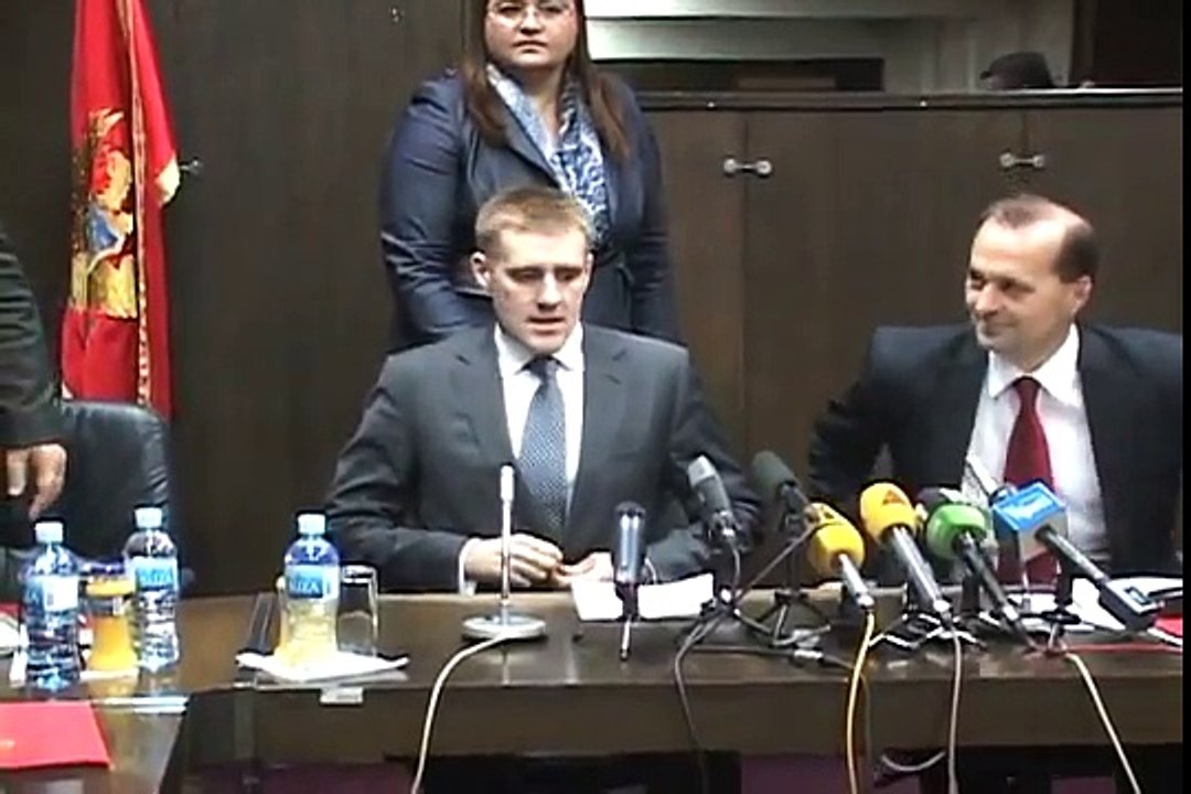 Lukšić se hvali kako je nadmudrio MANS-ove aktiviste - Montenegro 2012