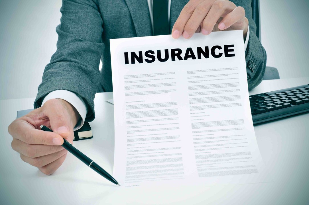 Understanding Terms and whole life insurance policies Must for Everyone