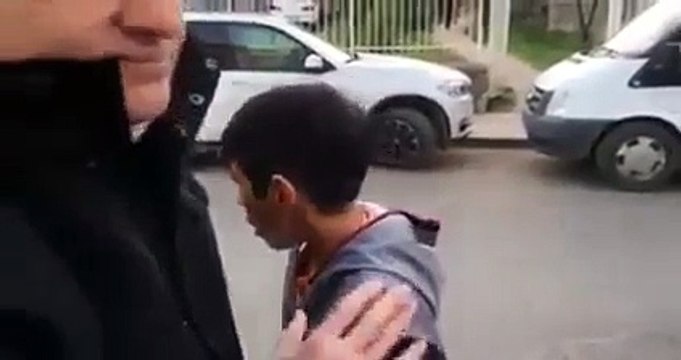 С этим мальчиком и менты не оштрафуют и пробки не страшны!