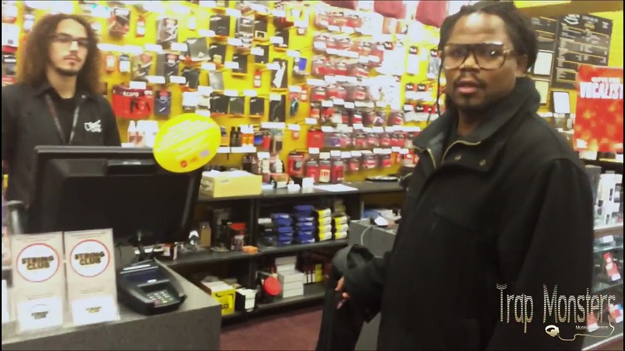 BUY STUDIO EQUIPMENT NO PIRATE