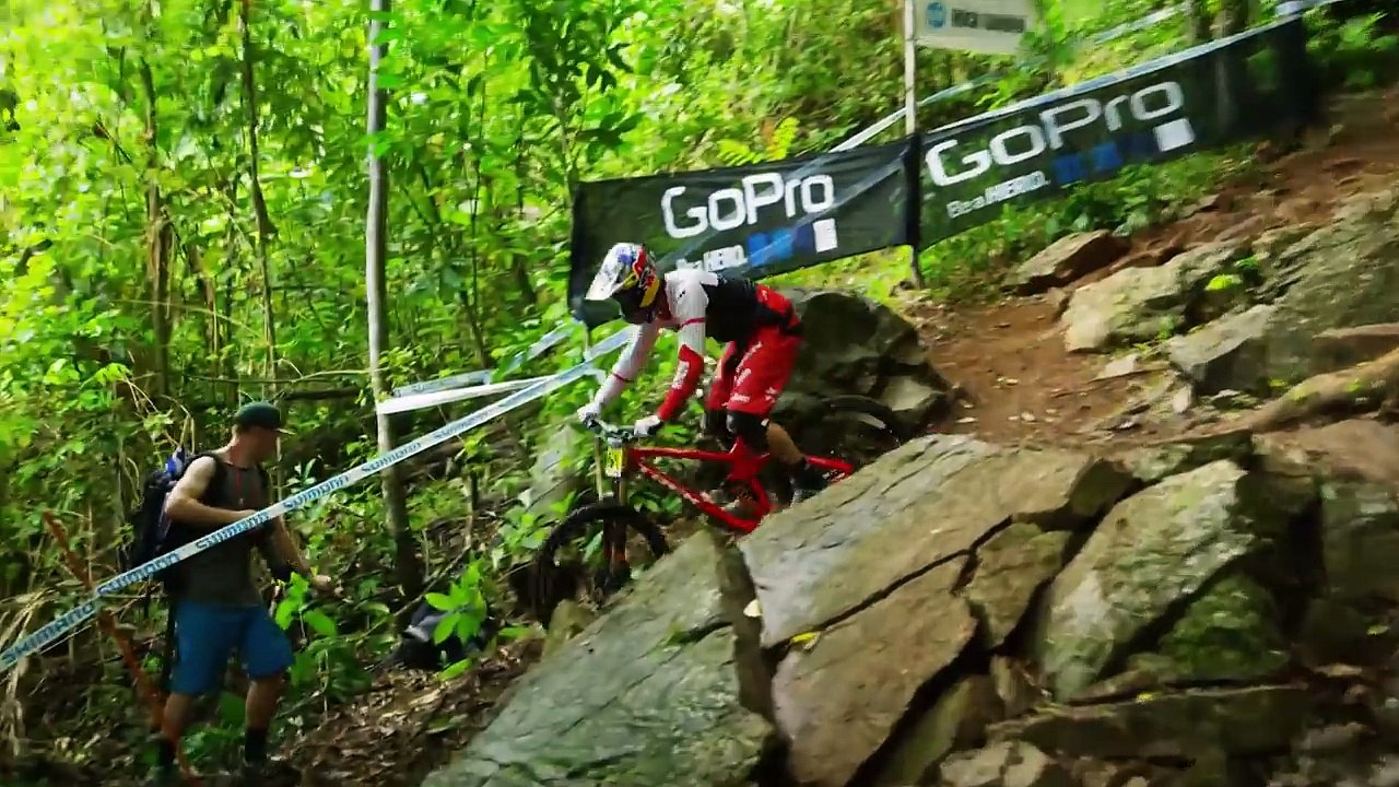 Gettin' Wild in Cairns: MTB Highlights from Practice and Qualifiers