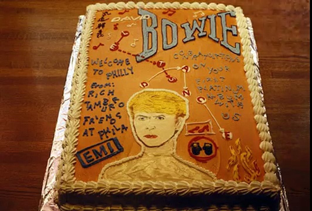 David Bowie - Modern Love Live Version Serious Moonlight Tour 1983 Diaporama BackStage bY ZapMan69