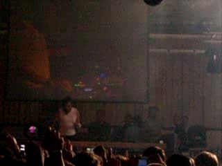 Clamaran delta dance party intro