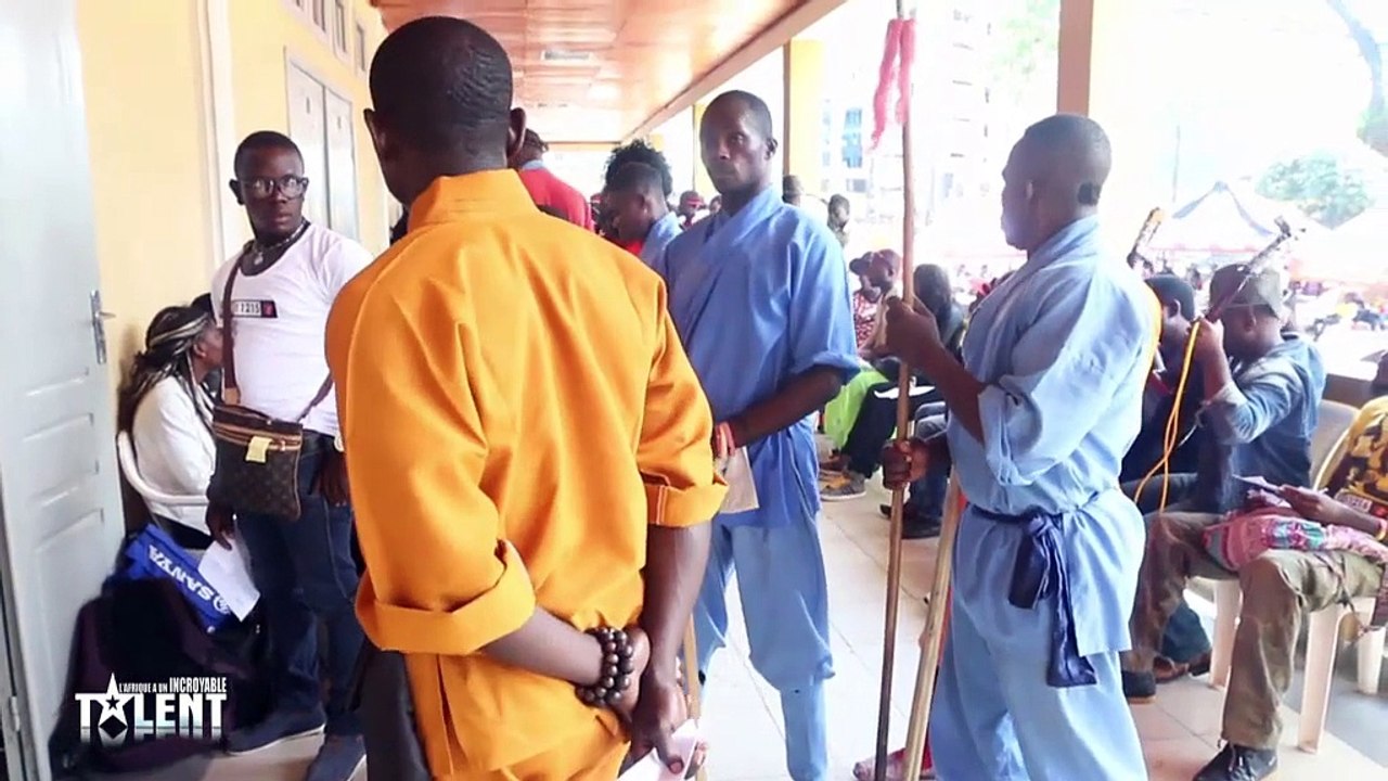 Les moines du Temple de Shaolin du Cameroun!