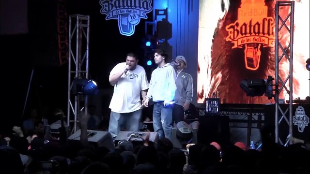 HENDOKA vs DOGSIL - Octavos Semifinal Arica (Chile) 2016 - Red Bull Batalla de los Gallos