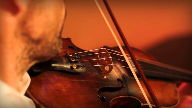 Julie Fowlis sings Touch The Sky from the Brave movie soundtrack (The Holy Moly Sessions)