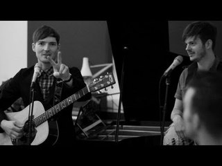 The Feeling play eight of their singles in eight minutes! The Holy Moly Sessions