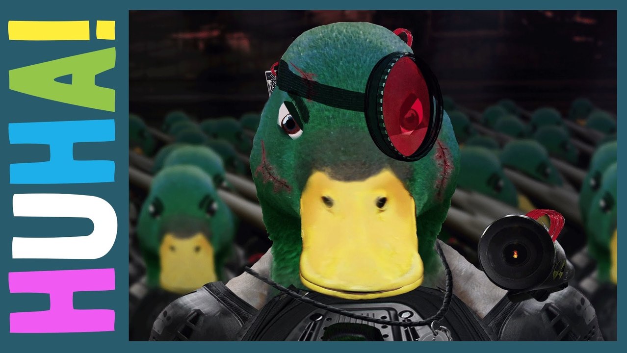STUPID CUTE TALKING DUCK LOL!! | Future Duck Ep 1