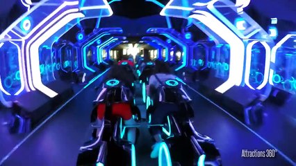 l'attraction TRON à Disneyland Shangaï