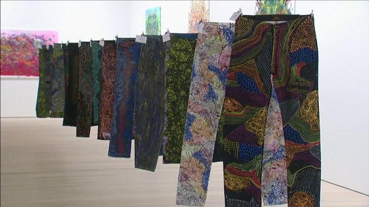 #JeansForRefugees - Promi-Jeans für einen guten Zweck