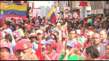 Chavistas marchan en Caracas para recibir a Maduro tras gira por Asia