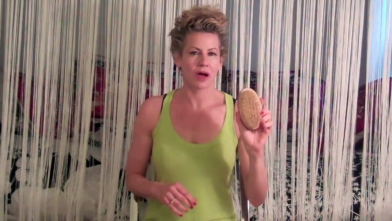 How to Get Rid of #Cellulite - How to Dry Brush