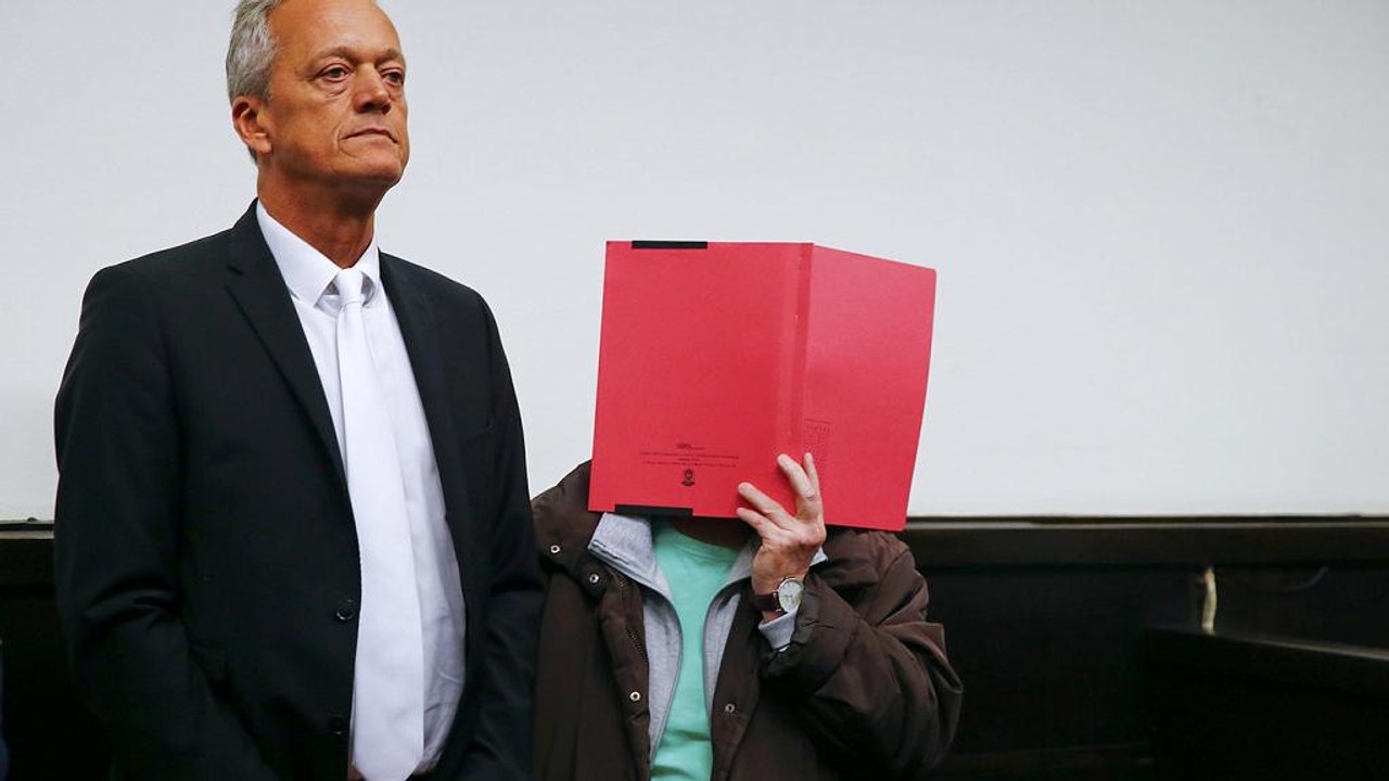Horror-Haus in Höxter: Grausame Details vor Gericht