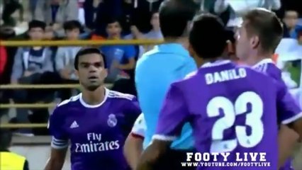 Crazy Gonzalez Headbutts Toni Kroos!