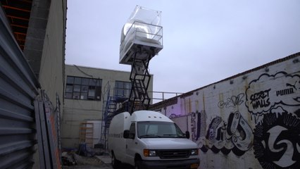 Artist slept five weeks in this inflatable "hotel room" in the sky