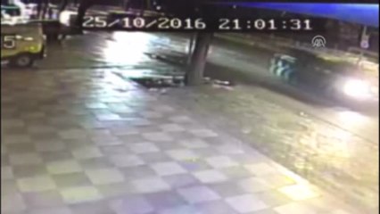 Trafik Kazası Güvenlik Kamerasında