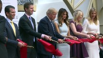 Trump inaugure son nouvel hôtel à Washington