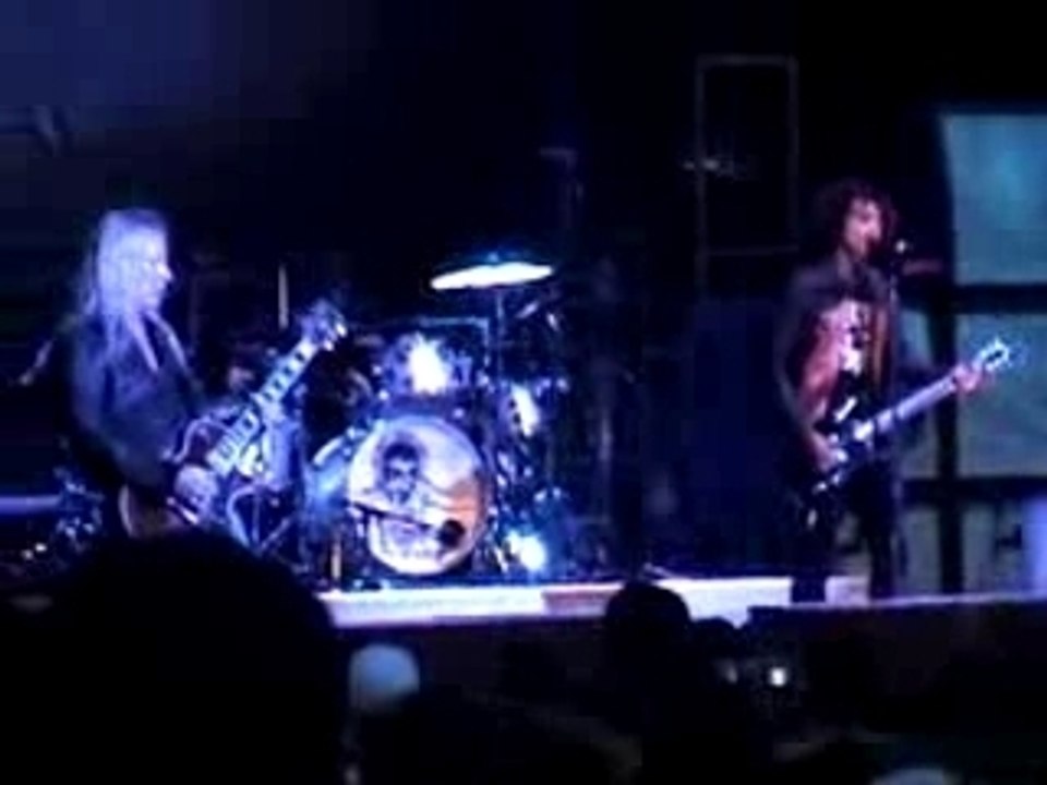 Alice In Chains-Down In A Hole LIVE