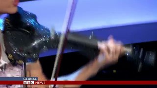 World's fastest violinist on BBC News- - YouTube
