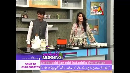 Télécharger la video: Famous Pakistani Chai Wala Arshad Khan making Chai in Live Show