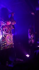 King mesmerizing the crowd with their classic "Hey"