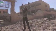 اثنان وعشرون طفلا سوريا يقتلون على مقاعد الدراسة في ريف إدلب