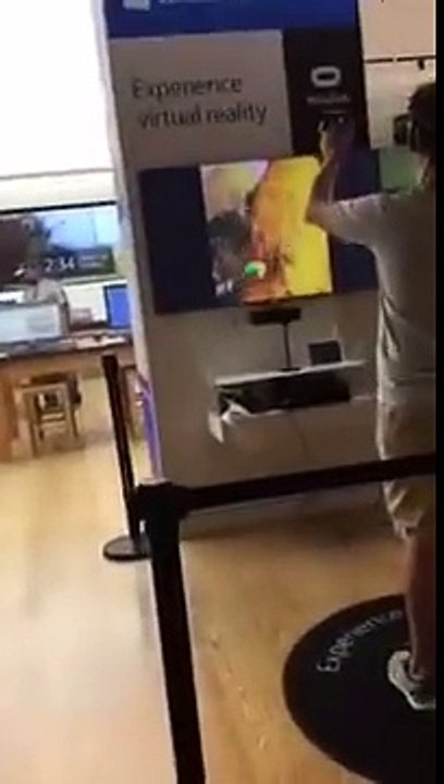 Escalade en réalité virtuelle... Faceplant pour de vrai LOL Fail