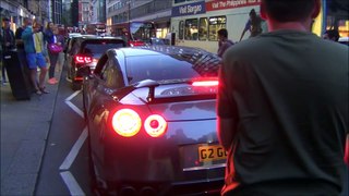 Nissan GT-Rs shooting big flames!!