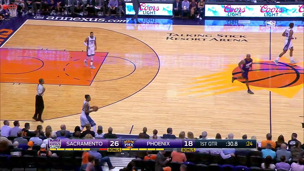 Willie Cauley Stein postérise Marqueese Chris