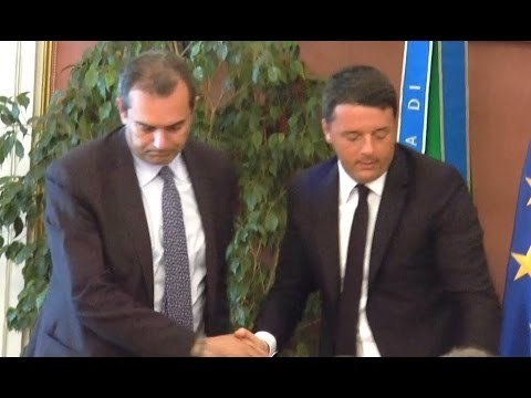 Patto per Napoli , disgelo tra Renzi e de Magistris (26.10.16)