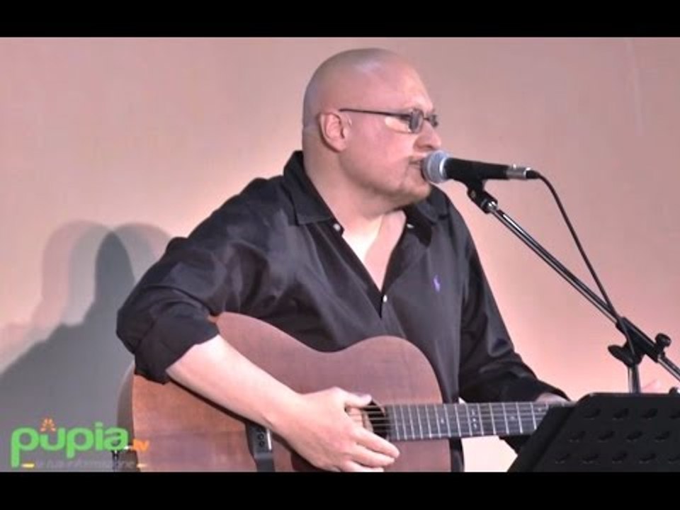 Santa Maria CV (CE) - Lino Volpe si esibisce per i detenuti del carcere (26.10.16)